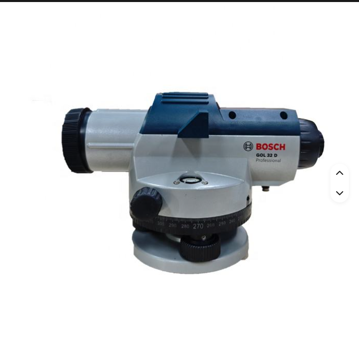 Bosch GOL-32D Professional Auto Level Machine front view showing 32x lens and body