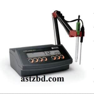 Hanna HI2211-02 pH Meter